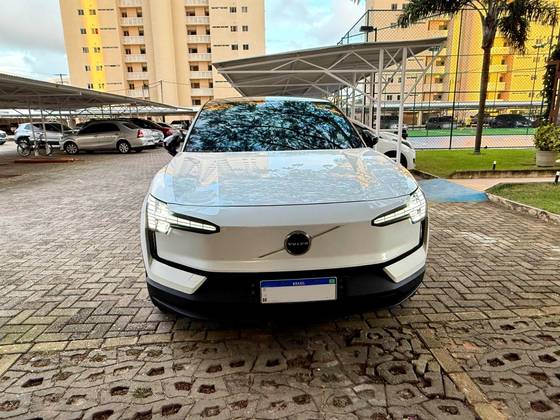 VOLVO EX30 69 KW ELÉTRICO PLUS VOLVO EX30 69 KW ELÉTRICO PLUS